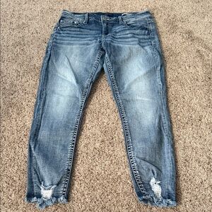 Daytrip Women's Virgo Distressed Blue Ankle Jeans